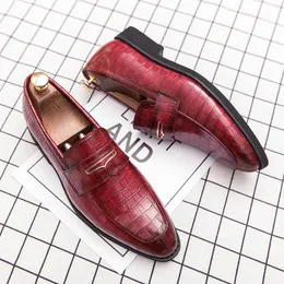 Loafers Men Shoes Classic Solid Color Pointed Toe PU Crocodile Pattern Mask Fashion Business Casual Wedding Daily AD112