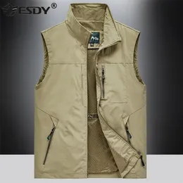 Men's Vests Mens Outdoor Spring Multipockets Hiking Work Pography Man Fish Waterproof Breathable Waistcoat Size 6XL 220902