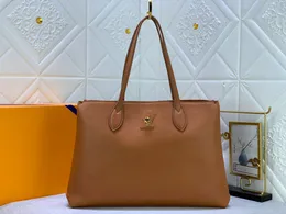 M57345 مصممي 2022 أفضل مصمم الحقائب النسائية محفظة حمل حقائب اليد أزياء نمط فاخر بعيد حقيبة جلدية عالية الجودة حمل حقيبة يد
