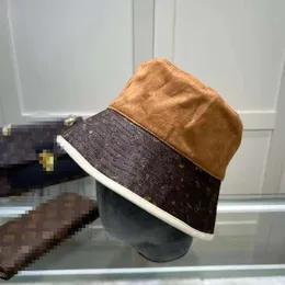 Nya mode män breda grim hattar lyxdesigner kvinnor sommar casquette metall logotyp hattar le bob artichaut kvinna märke hink