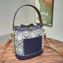 Сумки для мессенджеров Гуанчжоу Бэк 2022 ТБ классический цветок модные женские сумочки с большими возможностями.