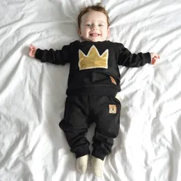 Barnkläderuppsättning pojke långärmad kläder set Crown t shirt byxor 2 st nyfödda