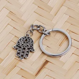 Mode nyckelringar hamsa palm fatima hand 28x19mm hänge 30mm nyckel ringkedja silver färg män bil gåva souvenirer nyckelring