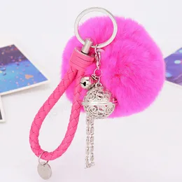 Kreativ plysch nyckelring kvinnor p￤ls pom pom fluffy boll klocka faux kanin h￥rnyckel ring kvinna prydnad bilv￤ska nyckelringar smycken g￥va