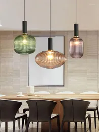 Kolye lambaları Nordic Restaurant Chandelier Yatak Odası Başucu Yaratıcı Uzun Çizgi Tek Kafa Çubuğu Kırmızı Cam Küçük Modern Basitlik