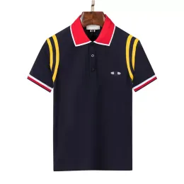 Polo da uomo di design di lusso a maniche corte, blocco del colore, bavero casual avanzato, ricamo ape in stile europeo, moda in bianco e nero