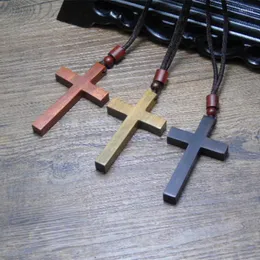 Pendant Necklaces 1PC Sandalwood Cross Necklace 2022 Fashion Men And Women Craft Gift Sweater Art Retro Accessories Wholesale