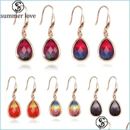 Dangle żyrandol Nowy Waterdrop Colorf K9 Crystal wisiorek Dangle Karta dla kobiet dziewczyna unikalna design geometryczny 18 -krotny złoty hak fashio dhynu