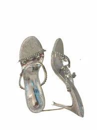 2022 Scarpe eleganti con diamanti Tacco alto Scarpe da festa di nozze Scintillanti da donna Designer di lusso Gear Donna Serie Gypsophila