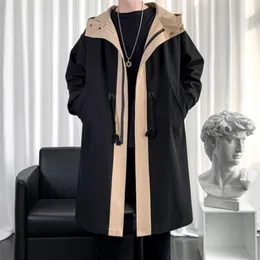 Trench da uomo Cappotto lungo primaverile da uomo Trench casual da uomo di alta qualità Giacche con cappuccio casual Abbigliamento da uomo Giacche a vento impermeabili 220906