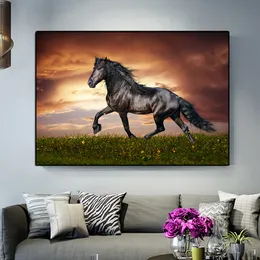 Canvas Målning Wild Horse Running Modern Animal Steed Oramramad väggkonsttryck Konstverk