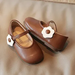 Jesień buty skórzane dla dzieci solidne wycięcia kolorystyczne buty dziewczynki dla maluch chłopców buty niemowlęcia trampki Rozmiar 21-30
