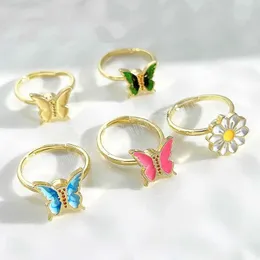 Flor Flower Butterfly Fidget Ring Fashion gira livremente anti estresse de festas femininas charme de faixas de casamento ajustáveis ​​de anel