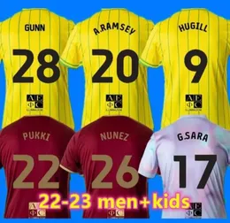 22 23 Pukki Hugill Soccer Jersey 2022 2023 Camiseta de Futbol Rashica McLean Dowell Buendia Tzolis Sargent Footy Home Away 남자 키트 키트 풋볼 셔츠
