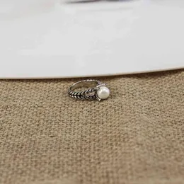 Woman Retro Jewelry Inlaid Imitation Designer Ring Women Pearl High Rings Twisted Wire for with Design for Ladies Wedding Anniversary Gift TZ24