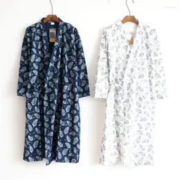 Men's Sleepwear Men's Japanese Kimono Robe Jacquard Leaf Gauze Home Bathing Clothes Sweat Steaming Comfortable Wear Vestaglia