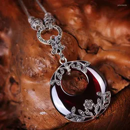 Naszyjniki wiszące 925 srebrne srebrne wysokiej jakości biżuteria kobieca naturalna półprzewodnikowa kamienie granat okrągły okrągły kształt dziewczyny z łańcuchem