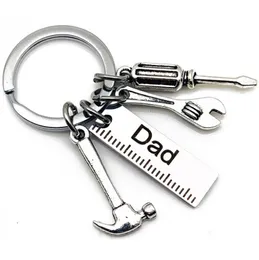 Creative Pai -Key Chain Dad Papai Grandpa Hammer Chave de fenda Ferramentas do pai Padre do dia do dia do aniversário Presente Diy Stainless Steel Keyring Fashion Keyring