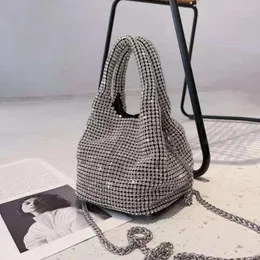 Sacs de rangement De Luxe Diamants Panier Sac Designer Marque Femmes Sac À Main Brillant Strass Épaule Bandoulière Soirée Seau Bourse 2022