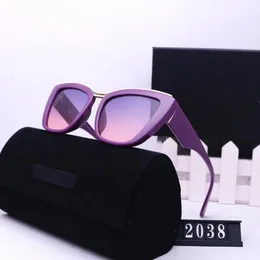 2022 تصميم أزياء جديد نظارة شمسية 2038 Cat Eye Frame Round Classic and Popular Top Aust UV 400 Lens Protection Eyewear with box