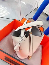 5A Real Leather New Shoulder Bags Bucket Bag Women Shopping Bag Designer Handväskor Högkvalitativ korskropp med Lock Picotin Handväska 2022
