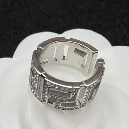 Créateur de mode CZ anneaux bague anillos pour hommes et femmes fiançailles mariage bijoux amant cadeau avec boîte NRJ