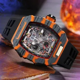 Luxury Mens Brand Top Six Hands assistir cronógrafo de quartzo Função completa, executando o segundo esportivo com conforto relógio de borracha de borracha Cool Trend Relloj Hombre Wristwatch