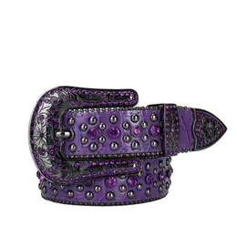 Anpassade designerbälten PU Snake Leather Eyelet Bling Classic Purple Rhinestone Belts Män kvinnor