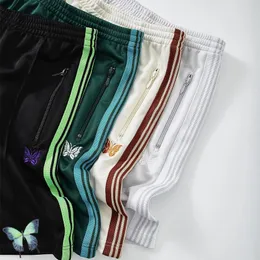 A agulhas de shorts masculinos bordados bordados awge listrado corredas esportes casuais homens homens