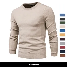 Menströjor Vintertjocklek Pullover Oneck Solid Color Long Sleeve Warm Slim Sweater Pull Male Clothing 220914