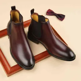 Botlar İlk Kat Cowhide El Yapımı Ayakkabı Sonbahar Kış Yeni Martin Deri İngiliz Aşırı Erkekler Chelsea Yüksek Top 220914