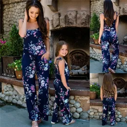 Aile Eşleşen Kıyafetler Anne ve Ben Giysiler Çiçek Romper Anne Kızı Eşleştirme Giysileri Kadın Tulum Kızları Romper Playsuit Aile Eşleştirme 220914