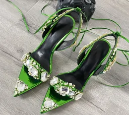 Luxurys Designer senhoras Novo estilo sandálias de couro reais sandálias de salto alto estiletto de cais de pilhagem de pilhagem