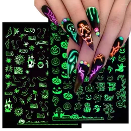 Наклейки для ногтей 1 шт. Светящийся год Хэллоуин Стейкер Светлый 3D Джак-слайдер Рождественский маникюр украшения Lacy046-054