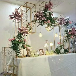 Parti dekorasyon beyaz metal kek standı düğün altın tatlı ekran doğum günü kek gıda tepsisi çiçek