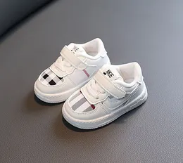 First Walkers Classic Brands Cool Baby Shoes Girls Pojkar Sneakers Sports Running Excelled Sp￤dbarn S￶ta sm￥barn 0-2T
