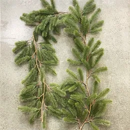 Juldekorationer konstgjorda gröna växter år Garland kransar hemfest dekoration tallträd rotting hängande prydnad för barn 220914
