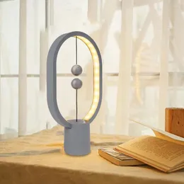 Lampy stołowe Kreatywna lampa LED Mini Balance Light Night USB Dekoracja do sypialni