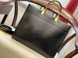 22S مصمم حقيبة القابض في الكتف أزياء الاتجاه مصمم حقيبة التسوق COOD CROSSBODY LOTED HADERIS