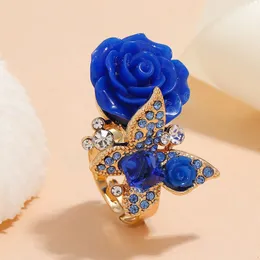 Ring de flor de borboleta verde elegante anel cz jóias indianas para banquetes de banquetes de dedo de dedo presentes femininos de casamento