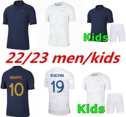 Mbappe Benzema Fransız Futbol Formaları 2022 Griezmann Pogba Giroud Kante Away Away 22 23 Francia Hayranları Futbol Gömlek Erkek Çocuk Kiti Sock 999