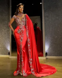 2023 Red Classic Split Evening Dress Floor Length See Thru Applique Mermaid Formal Arabic Prom Dress With Cape Plus Size Custom Made