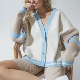 Женские свитеры дизайнер роскошный новый V Seck негабаритный длиннодушные модные модные куртки с длинными рукавами.