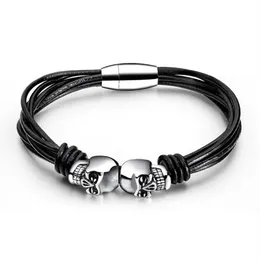 Gioielli di moda Mens Charm Braid Bracciale in pelle multistrato con teschio che trova braccialetti punk con design a fibbia magnetica in acciaio inossidabile per Me284t