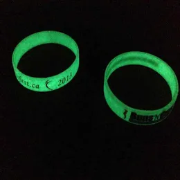 Anpassad armbandglöd i den mörka debossade färgfyllda armbandet Noctilucent Promotion Gift339i