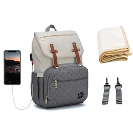 DIAPER Väskor Lequeen Märke stor kapacitet USB Mummy Travel Backpack Designer Nursing for Baby Care 221007