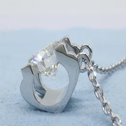 2019 Ny ankomst Pendanthalsband St￤lla in Moissanite Diamond Stone 9K 14K 18K Gold Classic U Shape Design Pendalant med Chain296C