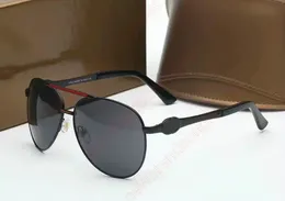 2022 Estate New Fashion Vintage Occhiali da sole Donna Big Frame Retro Blackout Occhiali da sole Donna Ins Popolare Colorato Occhiali di lusso Lunette De Soleil