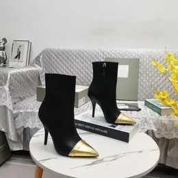 Europäische Designer-Damen-Kurzstiefel, Martin-Stiefel, selbstklebende Slip-on-Klassiker-Schuhe, Netz, weiches Leder, Buchstabendekoration, dicke goldene High-Heel-Modequaste