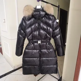 piumino da donna firmato con stemma ricamato cappotto invernale in twill con collo in pelliccia lungo cappotti invernali da donna